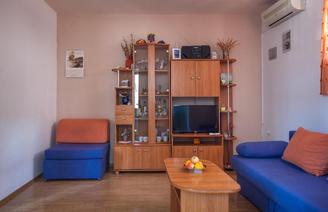 Apartments Dragan Baška Voda Екстериор снимка