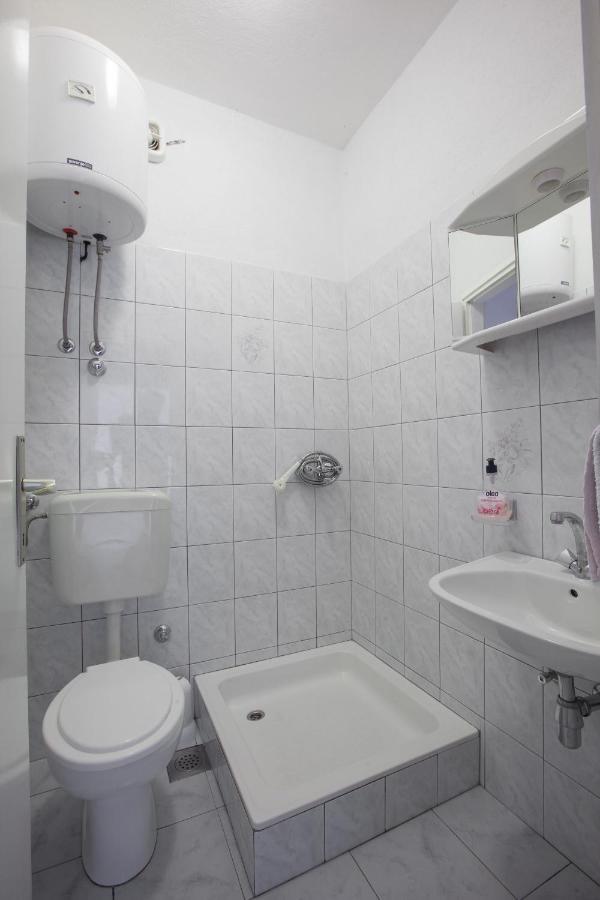 Apartments Dragan Baška Voda Екстериор снимка