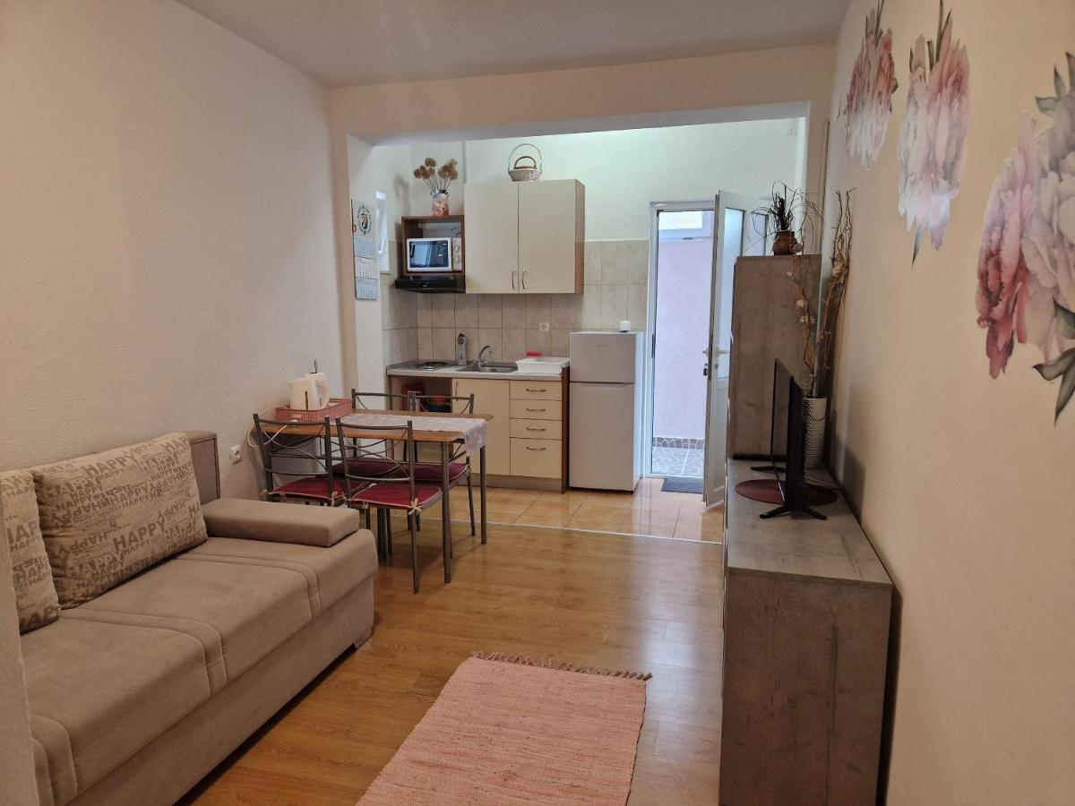 Apartments Dragan Baška Voda Екстериор снимка