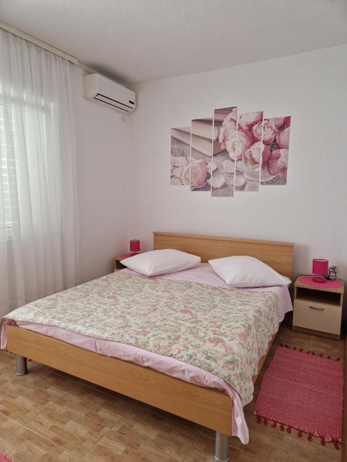 Apartments Dragan Baška Voda Екстериор снимка